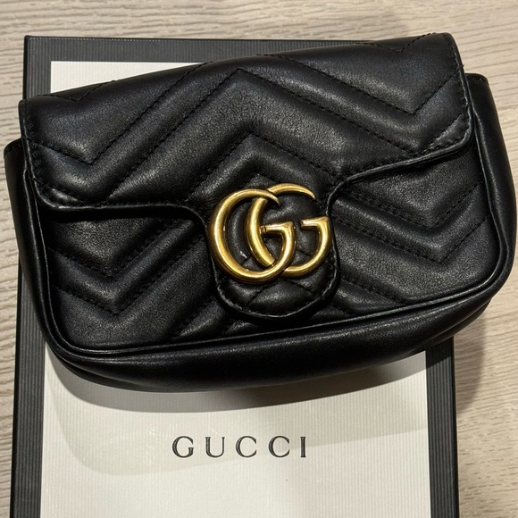 GG marmont Super Mini Gucci Bag - Picture 1 of 4